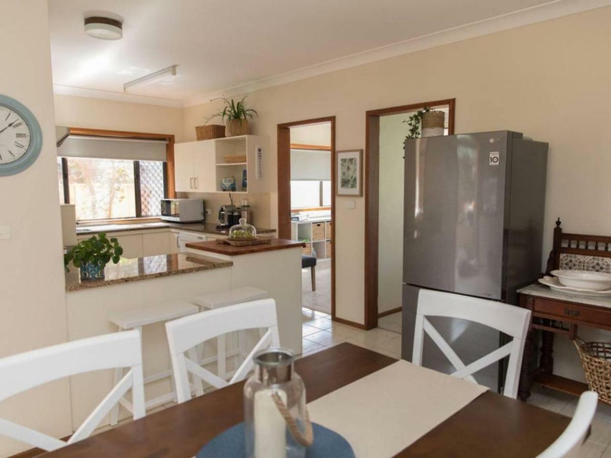 Taranaki Beach House Apartment Port Macquarie Bagian luar foto